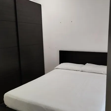 아파트 Loft Between Sea, Woods & Train *
